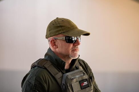 Wiley X Alpine Captivate Polarized Ballistic Rated Sunglasses, Safety Glasses, UV Eye Protection for Shooting, Fishing and Biking, Matte Black and Tan Frames, Tungsten Mirror Tinted Lenses in Saudi Arabia