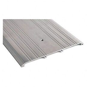 عتبة السرج، 36 بوصة لتر، مخددة، 10 بوصة عرض in Kuwait