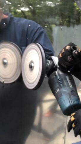 مجموعة عجلات تلميع مخيطة من القطن مقاس 10 بوصات تناسب عمود أربور مقاس 3/4 بوصة، وتناسب أيضًا مقاس 1/2 بوصة أو 5/8 بوصة مع البطانات المتضمنة لمحرك طاحونة المقعد. 60 طبقة تلميع لأي ألومنيوم أو ستانلس ستيل (عبوتان) in Kuwait