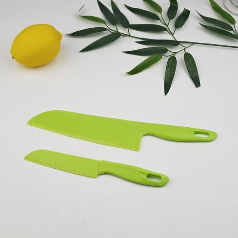 قطعتين من سكين الخس من أوجيجيجيو - سكاكين بلاستيكية مقاس 11.6 بوصة و8.7 بوصة، سكين بلاستيكي من النايلون للخضروات والفواكه والخبز والكعك والسلطة، لن تقطع يديك، أخضر in Kuwait