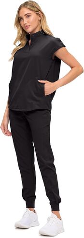 Womens Jogger Scrub Set with Oversized Scrub Top with Mandarin Collar. Supreme Comfort Scrub Set for Women in Saudi Arabia
