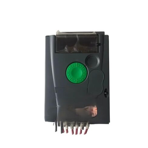 محول التردد ATV303H075N4 في المنتجات الصناعية بحالة جيدة in Saudi Arabia