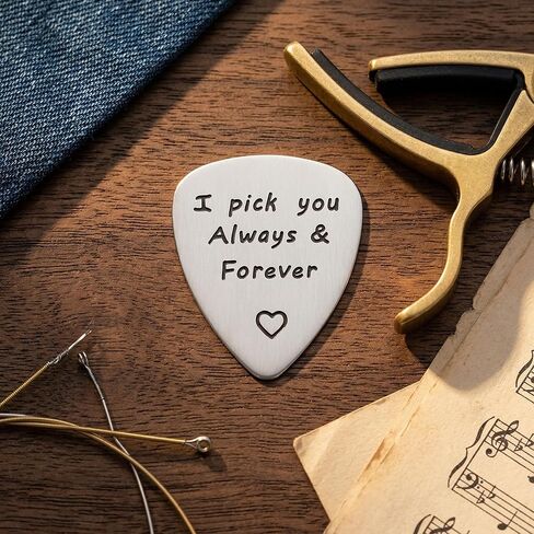 اختيار جيتار من الفولاذ المقاوم للصدأ منقوش - تصميم "I Pick You Alway Forever" مع رمز القلب - هدية مثالية لعيد الميلاد، والكريسماس، وعيد الأب، وهدية الجيتار لصديقك، والزوج، والموسيقي in Saudi Arabia