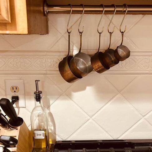 6 عبوات من خطافات النحاس الصلب لتعليق المقالي والأواني وأكواب القهوة والجينز وحقائب المناشف والنباتات في رف المطبخ وخزانة السكك الحديدية وحديقة النوم، وحرفية دائرية، وغير مغناطيسية in Kuwait