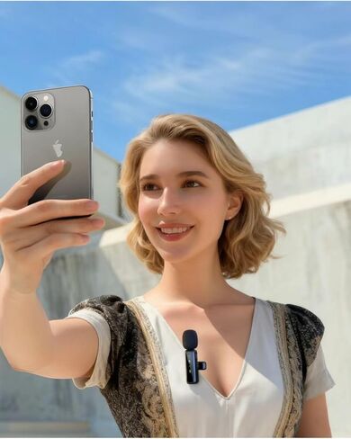 ميكروفونات لافالير 3 في 1 لأجهزة iPhone/Android/الكاميرا (مقبس Lightning/USBC/3.5 مم)، ميكروفون صغير بشاشة LED مع كتم الصوت/تردد/تقليل الضوضاء لتسجيل الفيديو ومدونات الفيديو in Kuwait