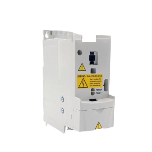 محول التردد ACS310-03E-09A7-4 ACS310-03E-08A0-4 مع ضمان لمدة سنة واحدة in Kuwait