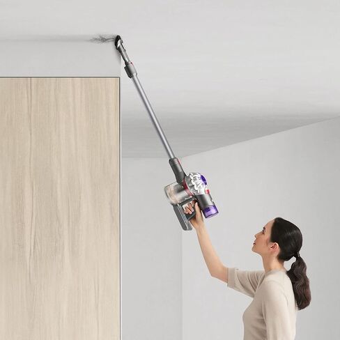 Dyson V7 Advanced Cordless Stick Vacuum Cleaner - Silver - Light Weight and to Clean up high, Battery Operated, Portable, Carpet and Hard Floor Cleaning + USB A to C Cable in Saudi Arabia