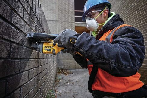 DEWALT DCG418BR 60V MAX ليثيوم أيون بدون فرشاة 4-1/2 بوصة إلى 6 بوصة. مطحنة لاسلكية مع فرامل ارتدادية (أداة فقط) (متجددة) in Saudi Arabia