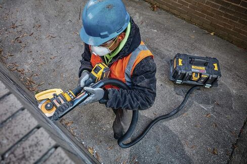 DEWALT DCG418BR 60V MAX ليثيوم أيون بدون فرشاة 4-1/2 بوصة إلى 6 بوصة. مطحنة لاسلكية مع فرامل ارتدادية (أداة فقط) (متجددة) in Saudi Arabia