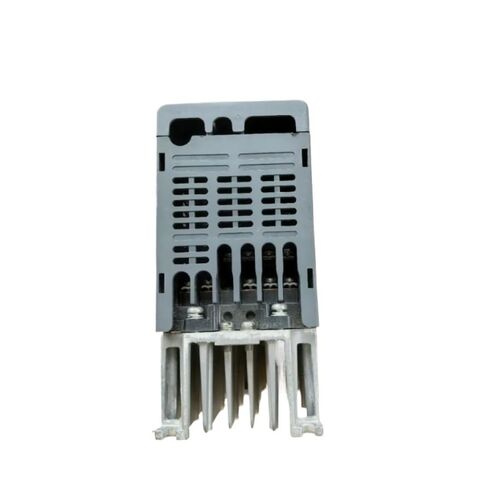 FR-D720S-0.2K محول التردد FR-D720S-0.1K بحالة جيدة الجودة الأصلية in Kuwait