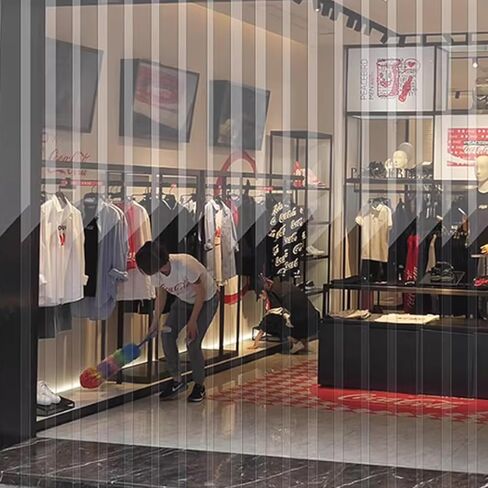 طقم ستائر باب بشريط PVC تجاري - ستارة مدخل فريزر من الفينيل الشفاف مع الأجهزة، 82.68 × 86.61 بوصة للمستودعات والمرآب والحظيرة - تصميم سلس ومتين in Kuwait