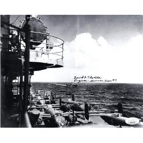 Athlon Sports CTBL-023562 8 × 10 بوصة. وقع ديفيد تاتشر على الحرب العالمية الثانية Doolittle Raiders USS Hornet Vintage مهندس صور أبيض وأسود، Gunner Crew رقم 7 - JSA Holo رقم DD90918 in Kuwait