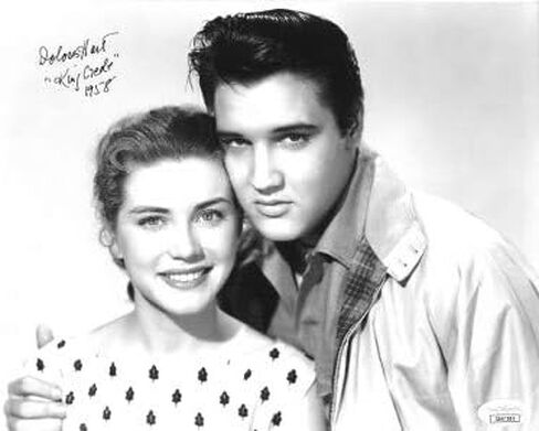 Athlon Sports CTBL-023162 8 × 10 بوصة. صورة كلاسيكية موقعة بالأبيض والأسود مع إلفيس بريسلي، King Creole 1958 - JSA Hologram No. DD47999 in Kuwait