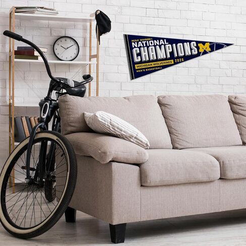 راية ديكور حائط من اللباد مقاس 30.48 سم × 76.2 سم من Rico Industries NCAA Michigan Wolverines 2026 للرجال - رائعة للمنزل/غرفة النوم/ديكور كهف الرجال in Saudi Arabia