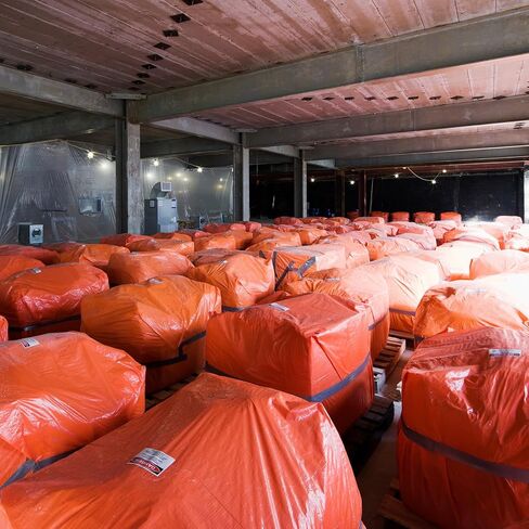 500 قطعة "الخطر يحتوي على ألياف الأسبستوس، وتجنب تكوين الغبار. إلخ" ملصق تحذير من المخاطر - عرض 5 بوصات × ارتفاع 3 بوصات، علامة تحذير في مكان العمل، فينيل حساس للضغط، أحمر/أسود على أبيض in Kuwait