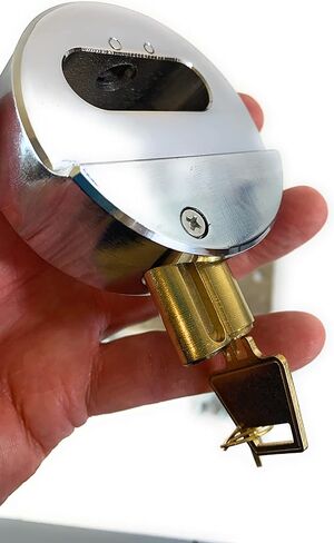 قفل بوك مزود بمشبك وأدوات تثبيت، وقفل دائري، ومسمار للأمان. فُولاَذ in Kuwait