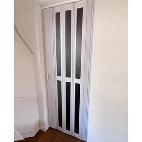 Folding Door,Folding Concertina Doorway Divider, Accordion Pet-Proof Partition for Patio, Bathroom & Laundry, Sliding Screen with Handle (26x40in) - Space Saver & Easy Install in Kuwait