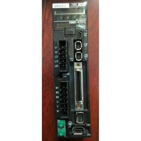 R88D-KT01L 1PCS New in Kuwait