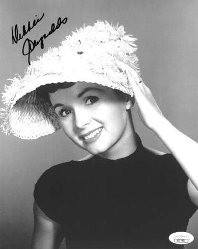 Athlon Sports CTBL-022719 8 × 10 بوصة. صورة ديبي رينولدز موقعة بالأبيض والأسود، صورة ثلاثية الأبعاد JSA رقم DD32822 - قبعة بيضاء in Kuwait