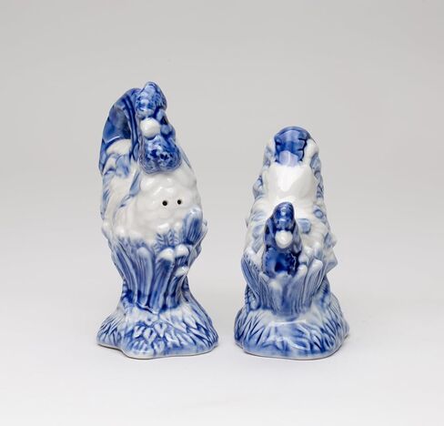 Fine Ceramic Dutch Blue Rooster Salt & Pepper Shakers Set, 4-3/8" H in Kuwait