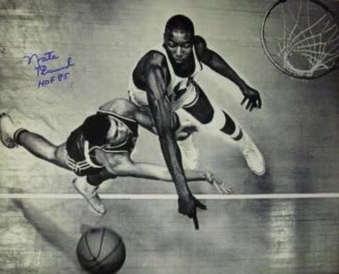 Athlon Sports CTBL-J14441 16 x 20 in. Nate Thurmond Signed San Francisco Warriors Black & White HOF 85 Photo - JSA Hologram in Kuwait
