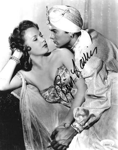 Athlon Sports CTBL-023618 8 x 10 in. Piper Laurie Signed 1952 Son of Ali Baba Vintage Black & White Photo with Tony Curtis - JSA Hologram No. DD90947 in Kuwait