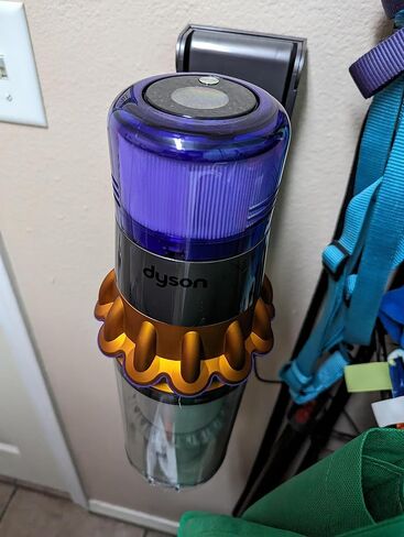 Dyson V15 Detect Total Clean Extra Cordless Vacuum - Yellow/Nickel in Saudi Arabia