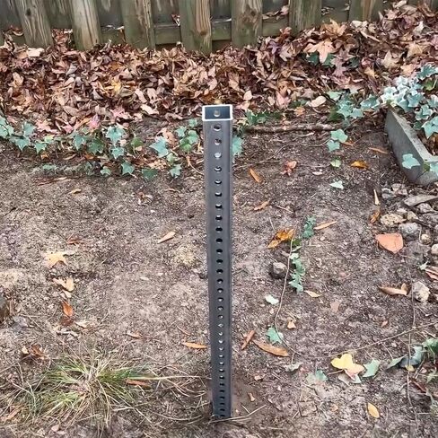 مجموعة عمود اللافتة المربعة SmartSign - عمود من الفولاذ المجلفن بطول 6 أقدام (عرض 1.5 بوصة) مع قاعدة وأجزاء صلبة بطول 3 أقدام، مصنوعة في الولايات المتحدة الأمريكية in Kuwait