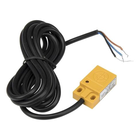 30x18x10 مفتاح مستشعر القرب الحثي، 5 مم استشعار DC NPN PNP NO NC 5V TL-W5MC1-5V F1-5V، 1 قطعة (F2-5V PNP NC) in Saudi Arabia