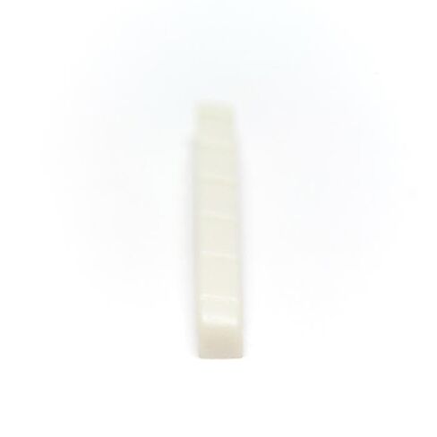 TUSQ من Graph Tech XL 43 ملم Strat Style Nut PQL-5043-00 in Kuwait