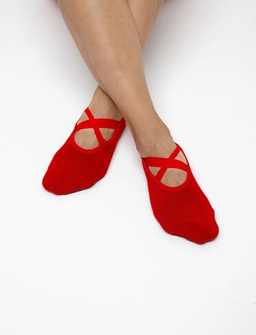 Non Slip Yoga Socks for Women, Grippy Socks with Rubber Dots for Pilates, Barre & Yoga, 2 Pairs in Saudi Arabia