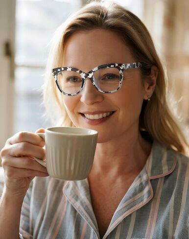 نظارات قراءة نسائية مكونة من 3 قطع مع خاصية حجب الضوء الأزرق وميزات مضادة للوهج in Kuwait