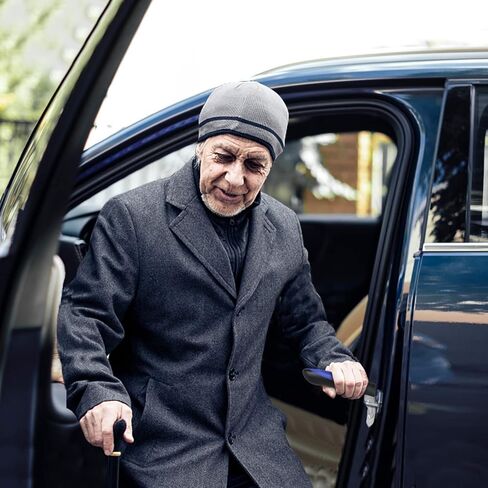 مقبض باب السيارة من ناينماكس يساعد لكبار السن، مقبض دعم مساعد السيارة، مقبض السيارة، مزلاج الباب، عصا الإمساك للدخول والخروج من السيارة (عبوة من قطعتين) in Kuwait