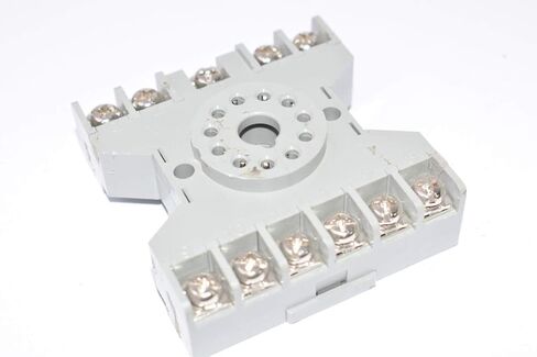 IDEC SR3P-06 مقبس التتابع، 11PIN، 10A، 300V in Saudi Arabia