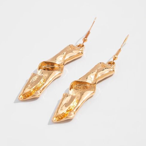 Women's punk irregular metal necklace, Statement shaped necklace, earrings & ring sets for women, punk jewelry gifts in Saudi Arabia
