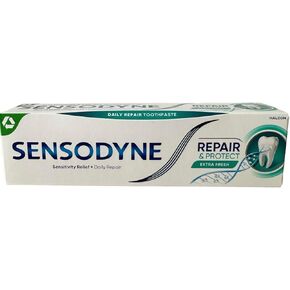 Sensodyne:"Repair & Protect Extra Fresh" Toothpaste, Powered by NovaMin 2.53 Fluid Ounce (75ml) Tube [ Italian Import ] in Saudi Arabia