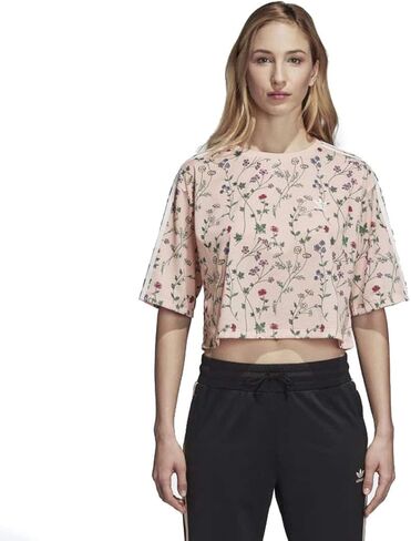 تي شيرت adidas Women Originals مطبوع بالكامل - وردي فاتح in Saudi Arabia