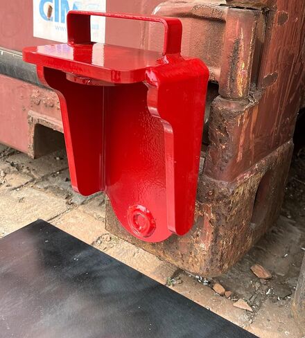 Shipping Container Jack Lug with U-Shaped Handle, Shipping Container Insulation Kit Made of Premium Heavy Duty Alloy Steel. Shipping Container Accessories, Container Jack & Beam Suppor. (1 Pack) in Kuwait