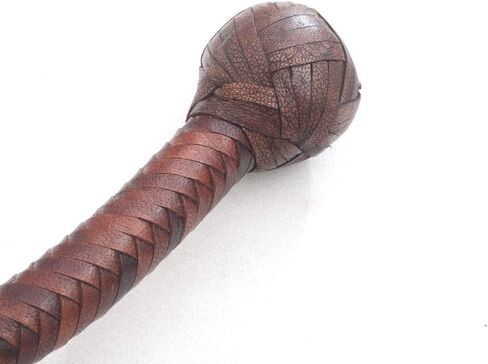 LB'S WHIP مصنوع يدويًا من جلد الكنغر على شكل ثعبان السوط بطول 4 أقدام و12 ضفيرة مع بطن مرن من الجلد بالكامل ومسند بني للفروسية والرياضة الخارجية in Kuwait