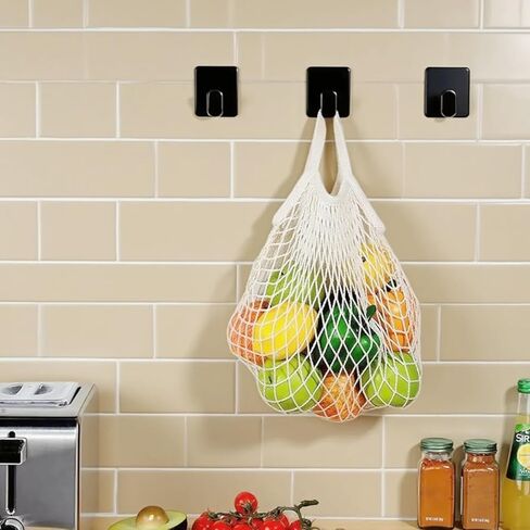 خطافات مناشف لاصقة للحمام، 4 خطافات حائط من الفولاذ المقاوم للصدأ باللون الأسود غير اللامع، خطافات لاصقة شديدة التحمل بدون حفر للمناشف والمعاطف والسترات والمطبخ والدش والمركبات الترفيهية وديكور الشقق in Kuwait