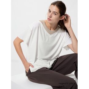 Uniqlo AIRism Relaxed V-Neck T-Shirt | 2 Way in Saudi Arabia