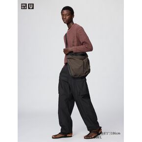 Uniqlo Wide Cargo Pants in Kuwait