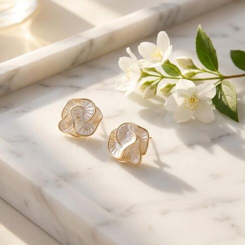 French Fashion Camellia Earrings Gold Flower Stud-earrings Women's Daily Wear Jewelry Creative Gift in Saudi Arabia