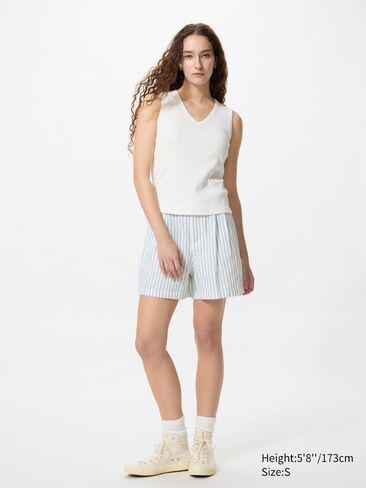 Uniqlo حمالة صدر على شكل حرف V in Kuwait