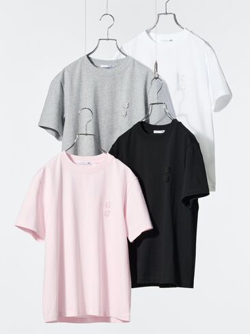 تي شيرت برسومات Uniqlo in Kuwait