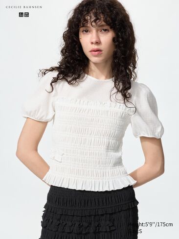 Uniqlo تي شيرت بأكمام واسعة in Saudi Arabia