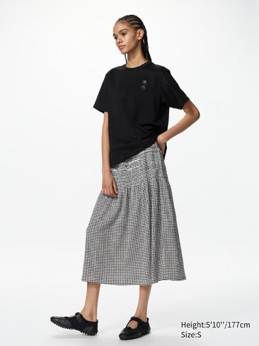 Uniqlo Graphic T-Shirt in Saudi Arabia