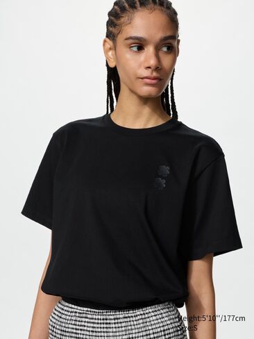 Uniqlo Graphic T-Shirt in Saudi Arabia