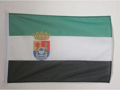 جمجمة مع Fire Nautical Flag 18 '' x 12 '' - أعلام القراصنة 30 × 45 سم - Banner 12x18 في القارب - علم AZ in Kuwait