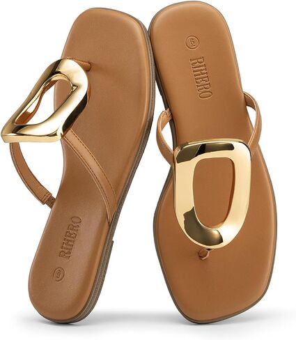 صنادل Rihero Flip Flops للنساء، صنادل مسطحة مريحة بمقدمة مربعة سهلة الارتداء في الصيف على الشاطئ مع زخرفة معدنية in Kuwait